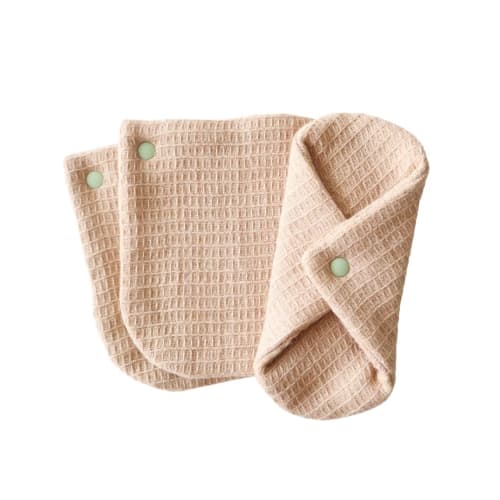 Kiwami Cloth Pads for Discharge (Round, Small, 3-Pack) - Organic, Made in Japan, Snap-on Cloth Liners, Organic Cotton
