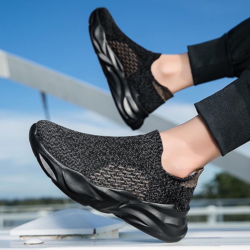 Ultra Lightweight Socks Shoes Men Women Breathable Knitted Casual Sneakers Slip-on Loafers Thick Sole Walking Footwear