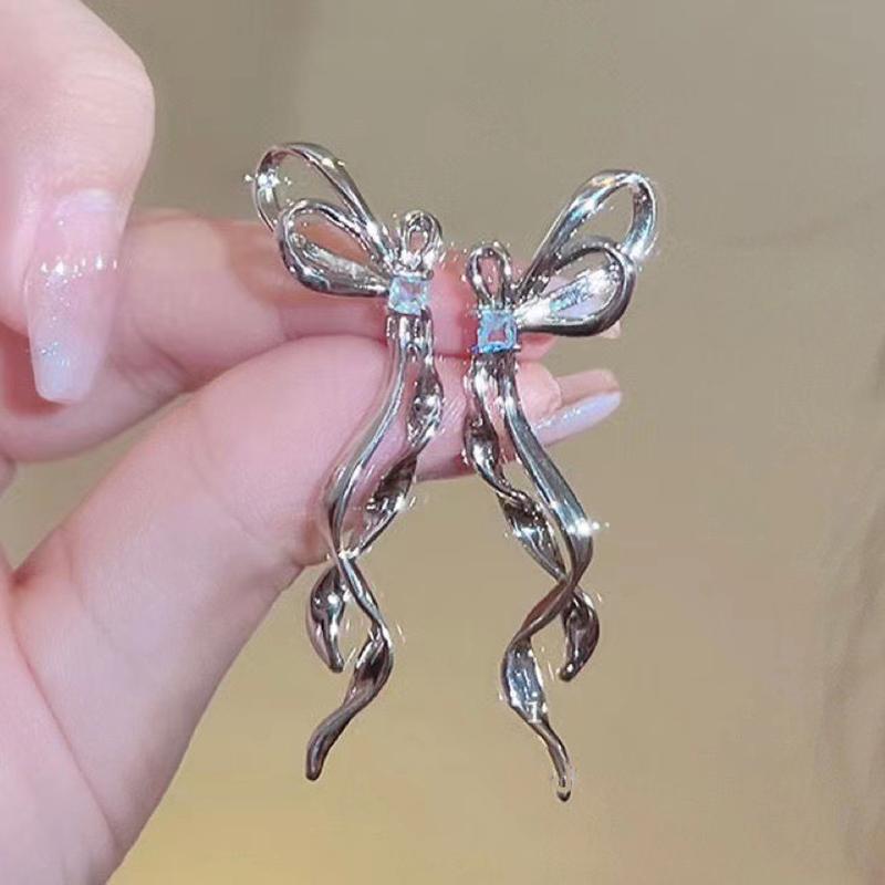 1Pair Exaggerated Irregular Metal Ribbon Bow Earrings For Women Trendy Simple Shiny Zircon Long Earrings  Jewelry Gift