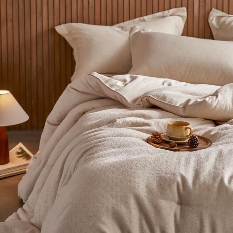 AB Premium Jacquard Soybean Fiber All-Season Quilt