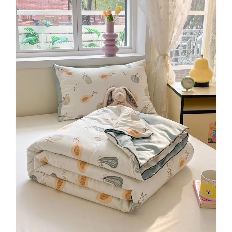 Cute Cartoon Printed Thin Quilt Kids Students Summer Double Yarn Soybean Air Conditioning Comforter Lightweight Cooling Blankets