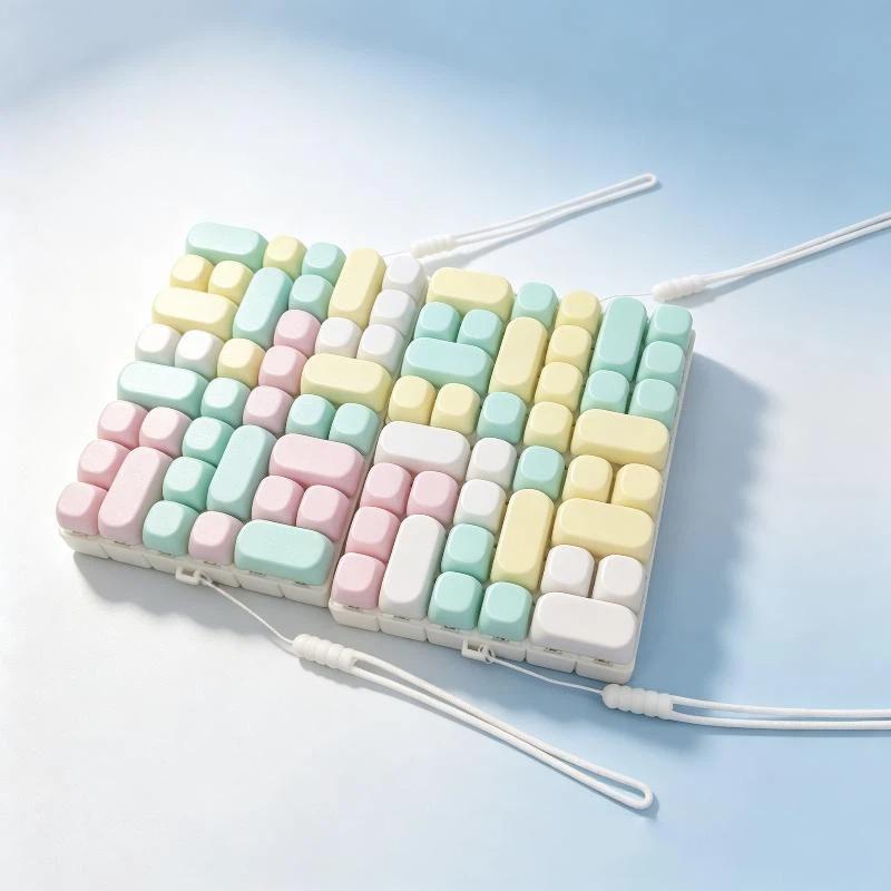 Mini 24 Keyboard Keychain Color Block Keycap Set Lovely Girly Style Purse Charm Nice Gift for Classmates Friends