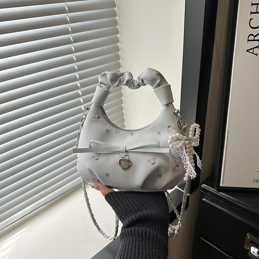 Drukowana Torba Chmurka - Stylowa Torba na Ramię Crossbody z Łańcuszkiem i Kokardką