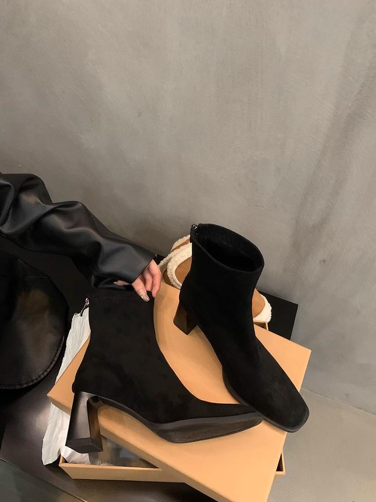 Neue Winter-Kurzplüsch-Damen-Knöchelboots Mode Quadratische Zehenpartie Kurze Stiefel Damen Elegant Niedriger Absatz Lange Stiefel