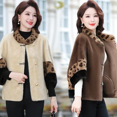 Mamas Nachahmung Nerzpelzjacke Kurze goldene Nerzpelzjacke Herbst und Winter Neue integrierte Pelzjacke aus Pelz mittleren Alters und älteren Menschen