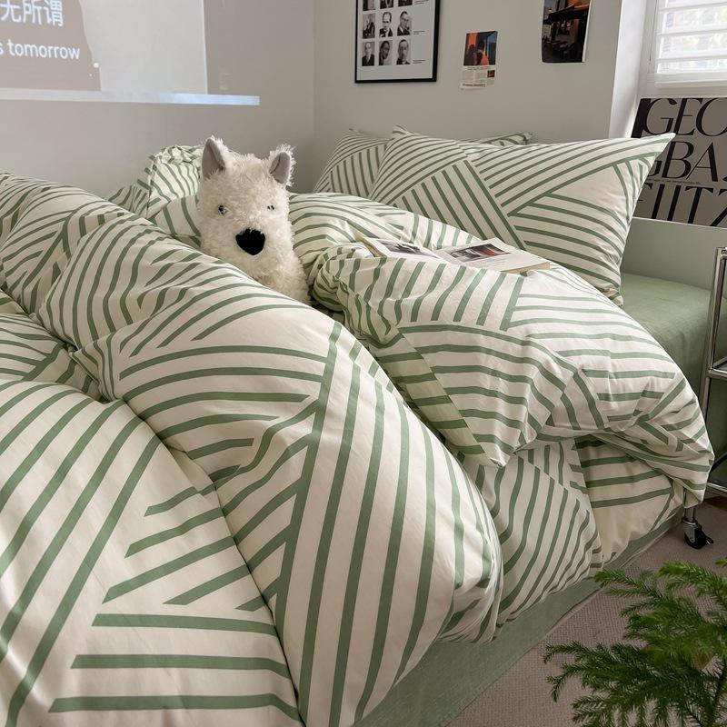 

Постільна білизна Набір з чотирьох предметів Друкований Приємний до шкіри Попередньо випрані простирадла Підковдра Наволочка Набір 1.2m bed