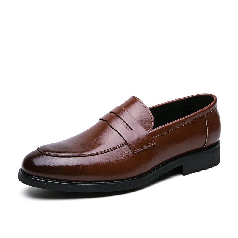 Korean Style Men s Slip-On Leather Beanies: Versatile, Height-Increasing Casual Shoes for Hairstylists 42 коричневый