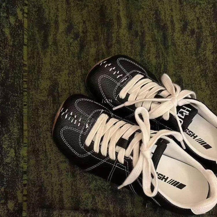 

2025 summer new versatile temperament flat-bottomed German training outer wear soft-soled fashion casual shoes women s heel height 4CM 40 чёрный