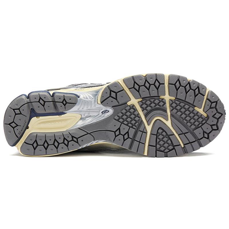 New Balance Thisisneverthat X New Balance 1906R 'The 2022 Downtown Run' Sneakers M1906RTI