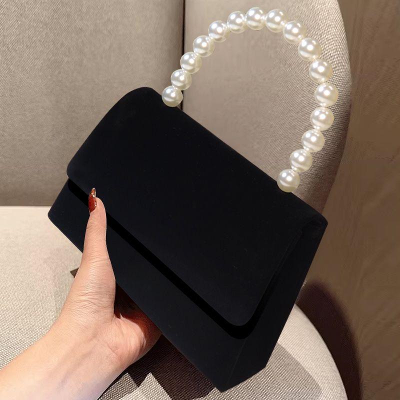 Schoolbag Women's New Retro Velvet Pearl Handbag High-End Celebrity Dinner Clutch Bag Cheongsam Party Small Square Bag Diagonal Span