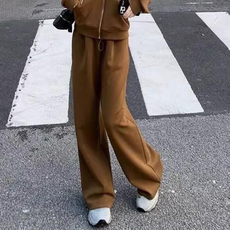 Two-piece Hooded Cardigan and Sweatshirt Set for A Chubby Girl in The Autumn and Winter, Featuring Casual and Sporty Wide-leg Pants