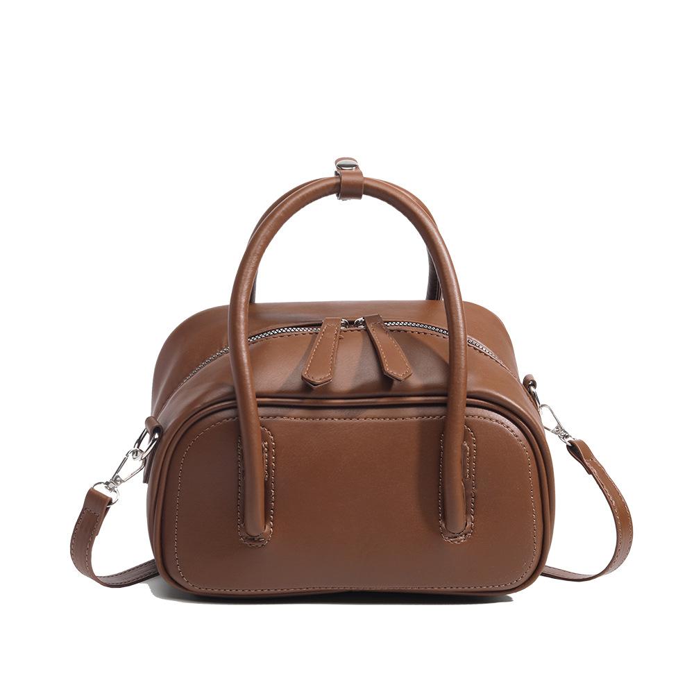 Retro Bowling Handbag for Women 2025 New Simple Versatile Handbag for Daily Commuting, Single Shoulder Crossbody Bag Trendy