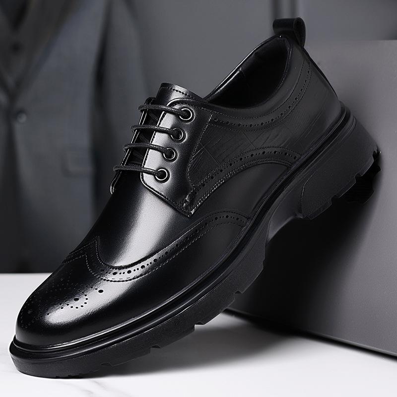 New Men's Casual Brogue Shoes Solid Color Lace Fashion Casual Platform Wedding Shoes Male Designer Business Leather Shoe Man