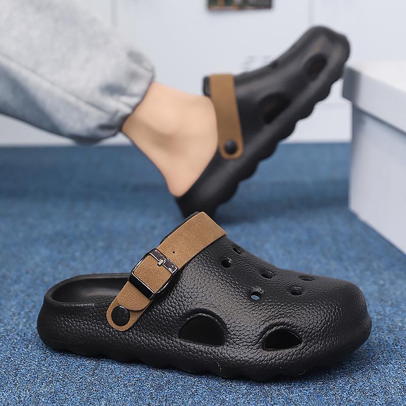 Fashion Men Clogs Summer Slippers Buckle Design Beach Sandals Soft Garden Shoes Casual Outdoor Slides Breathable Slippers Home Shoes