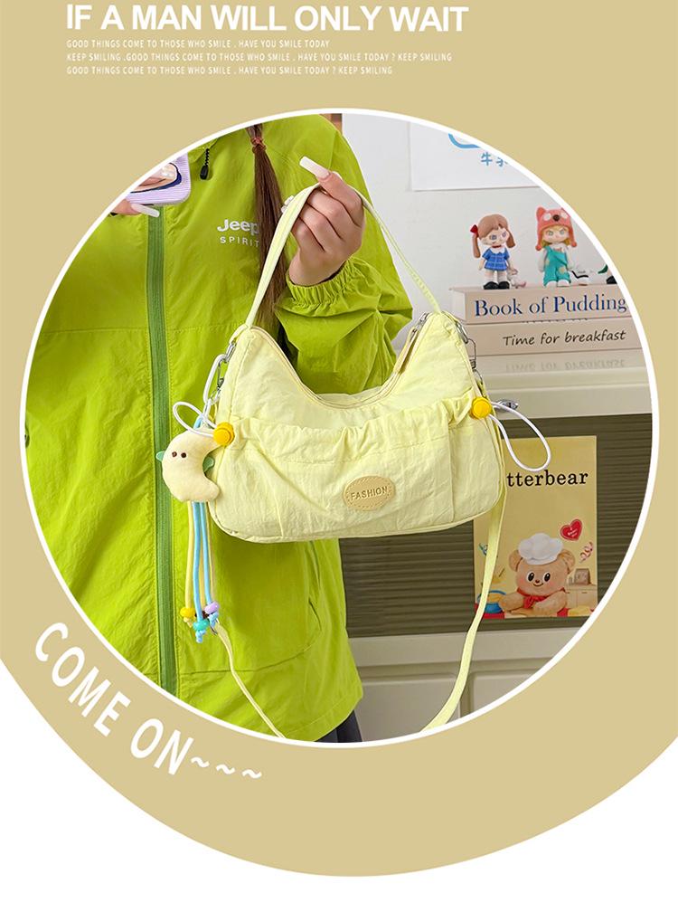 Japanese INS Style Soft Girl Crossbody Bag – Lightweight, Cute, Versatile Mini Dumpling Bag for Students