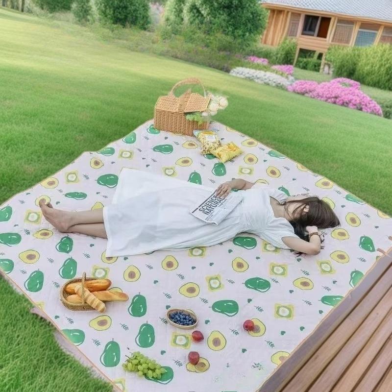 Aluminum film picnic mat moisture proof mat thickened outdoor floor mat picnic cloth spring outing mat camping mat tent mat