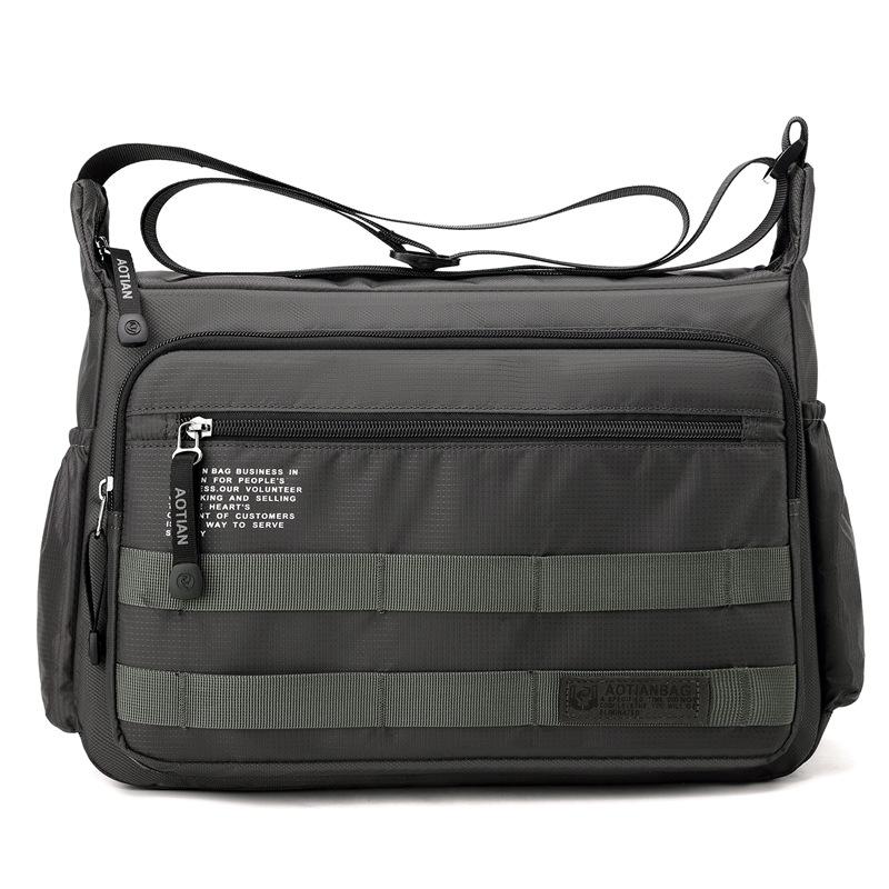 

Мужская вместительная легкая износостойкая сумка Oxford через плечо чёрный