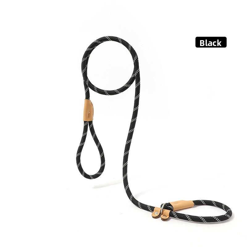 The Dog Leash Is An Integrated Adjustable Explosion-proof Dog Walking Tool. It Is A P-chain Leash for Medium and Large-sized Dogs