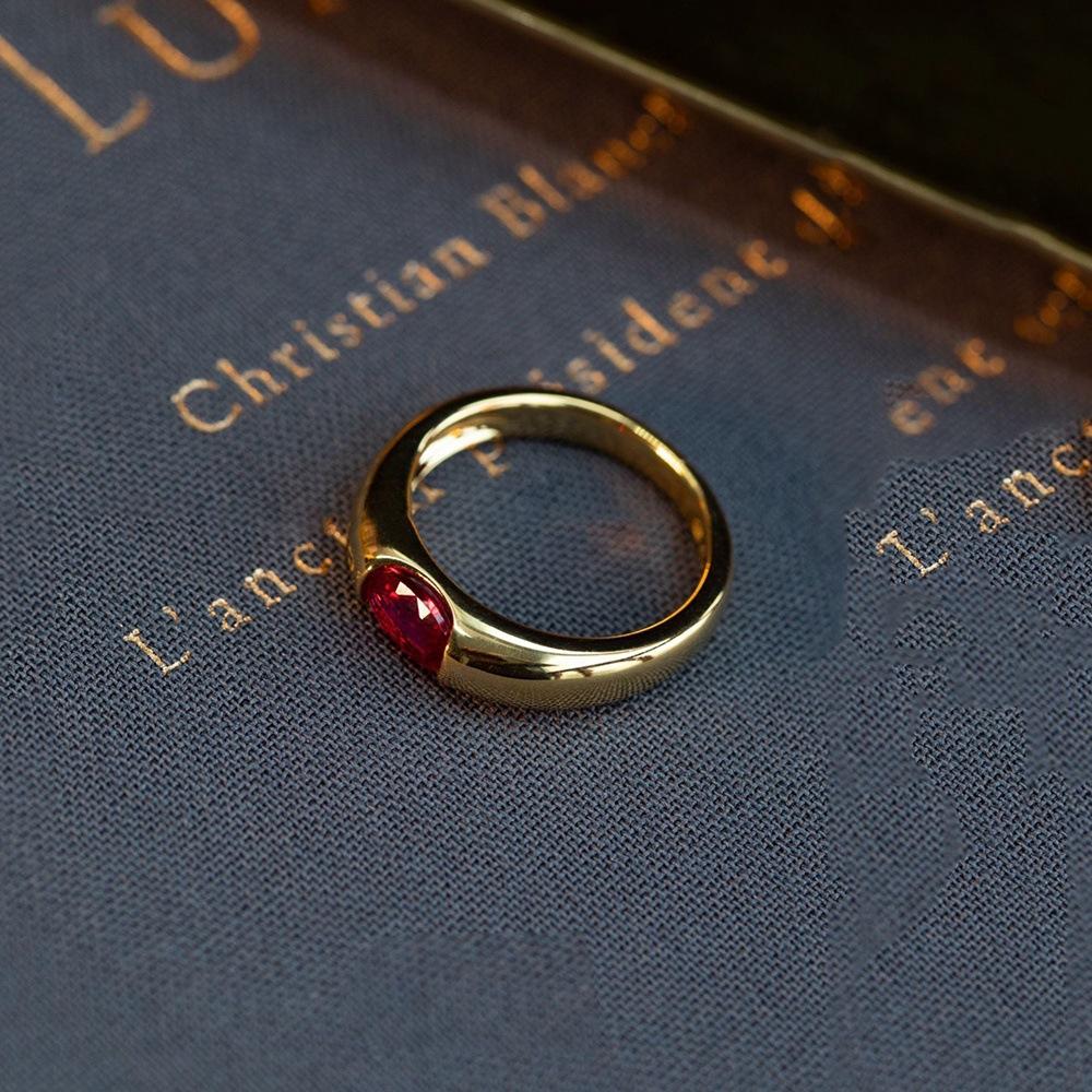 Retro simple ruby emerald men's and women's same fashion jewelry personalized glossy ring jewelry