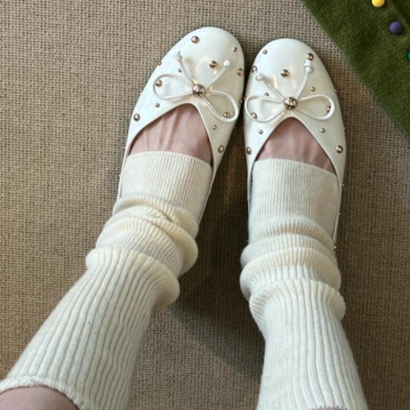 Fashion Women's Fashion Flat Shoes Spring New Round Head Shallow Mouth Rivet Butterfly Knot Soft Sole Waterproof Non-slip Single Shoes