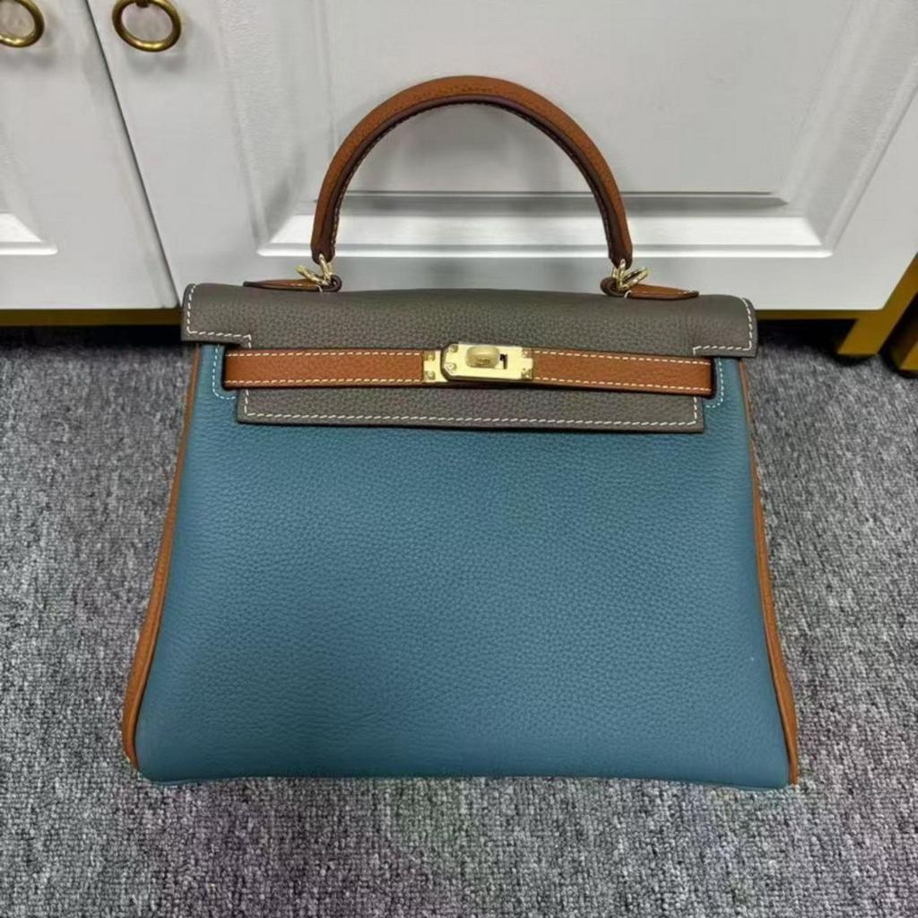 2026 neue Leder-Damenhandtasche 25CM dreifarbig zweite Generation Kelly-Tasche High-End-Gefühl tragbar vielseitig Schulter-Umhängetasche