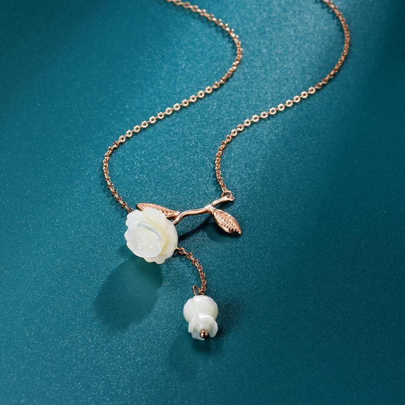 Camellia Women s French Luxury S925 Sterling Silver Clavicle Necklace with White Rose Design 925 Silver розового золота