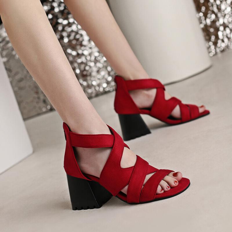 Léto Nový design Dámské Nýtované duté cool boty Robustní podpatky Smíšené barvy Chelsea boty Sandály pro dívky Dámské boty