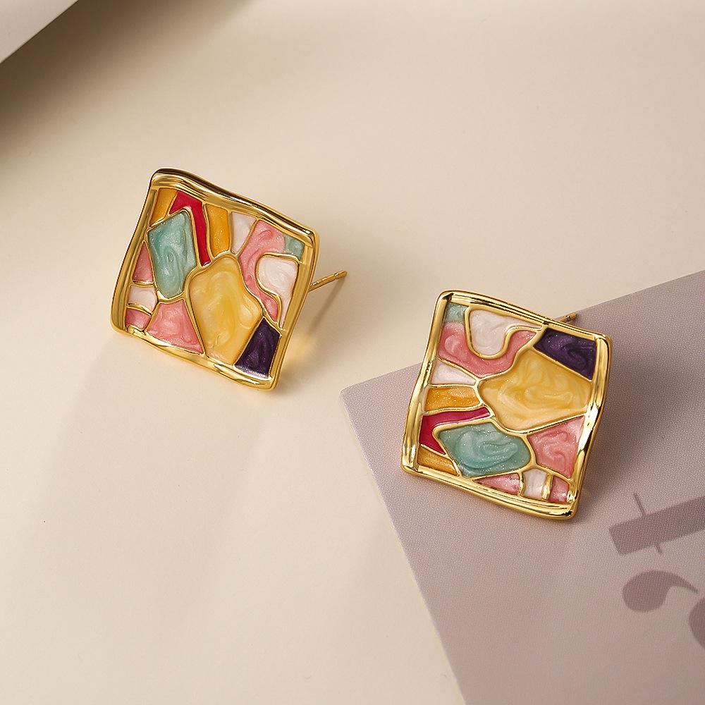 

Французские ретро геометрические квадратные серьги с капельной глазурью: Уникальные, красочные эмалевые пусеты с покрытием из настоящего золота, плакированного медью
