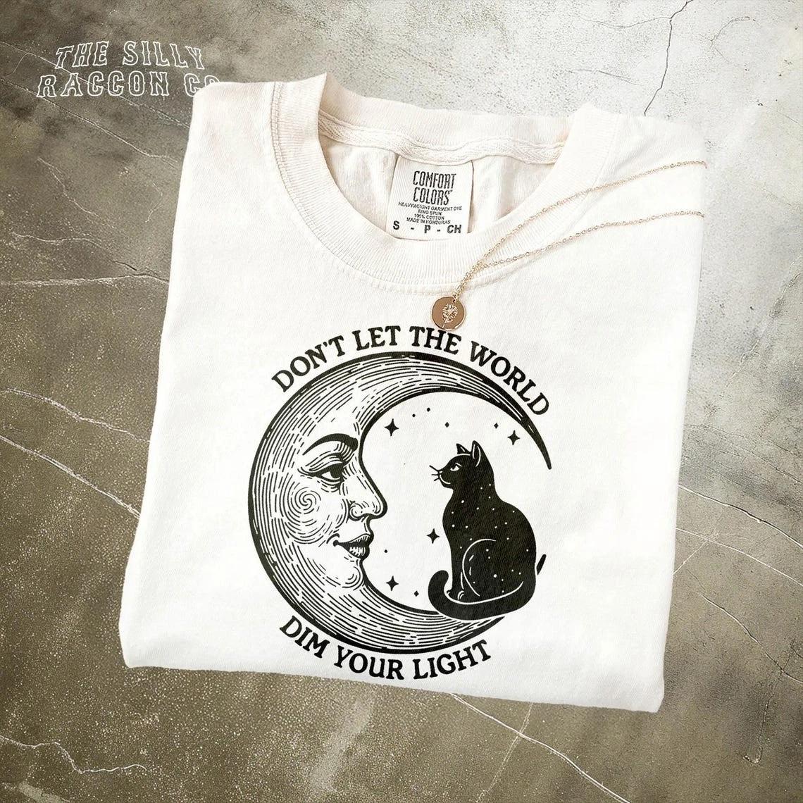 A celestial moon T-shirt, a T-shirt with constellation patterns XS