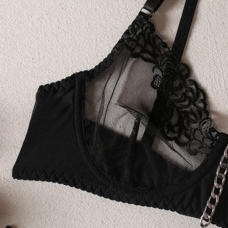 European and American Hot Style Fashion: Four-Piece Erotic Lingerie Set with Metal Chain Embroidery & Leg Garter