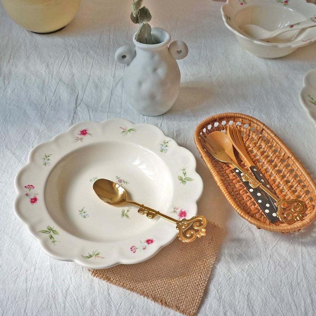 Chinesische Keramikplatte Haushalt 8 Zoll Flache Platte Französisch Vintage Westliches Geschirr Blütchen Porzellan China Tafelgeschirr Backen