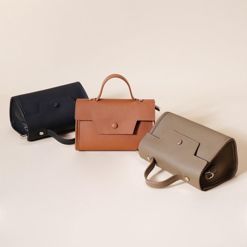 2025 New Casual Top-layer Cowhide Cross-body Bag Design Retro High-end Light Luxury Single-shoulder Handbag