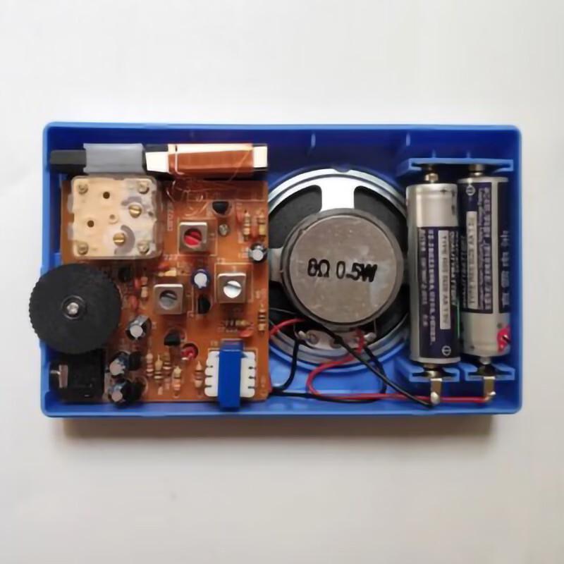 

Набір для самостійної збірки електронно-лампового радіо