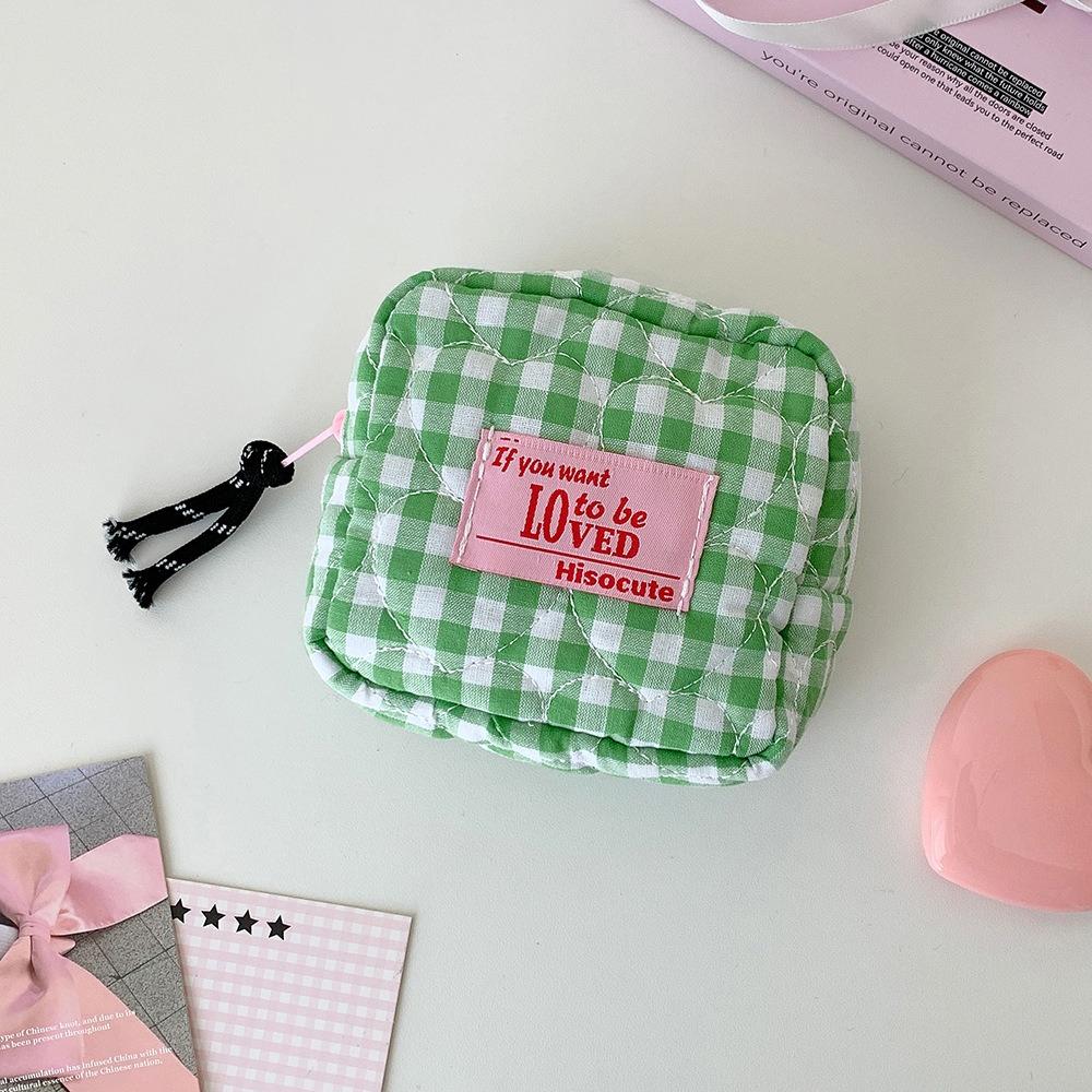 Kawaii Plaid Makeup Storage Lipstick Holder Bag Women's Cute Sanitary Napkin Holder Case Mini Key Earphones Case Organizer Bag