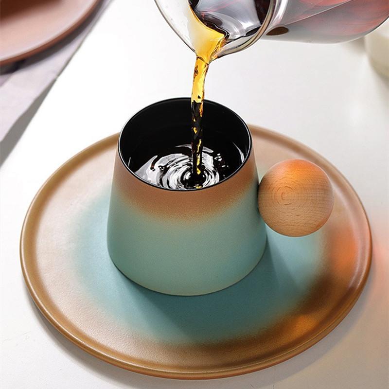 Creative Design Ceramic Coffee Cup and Saucer Set, High - End and Delicate Personal Cup Afternoon Tea Mug with a Retro Style