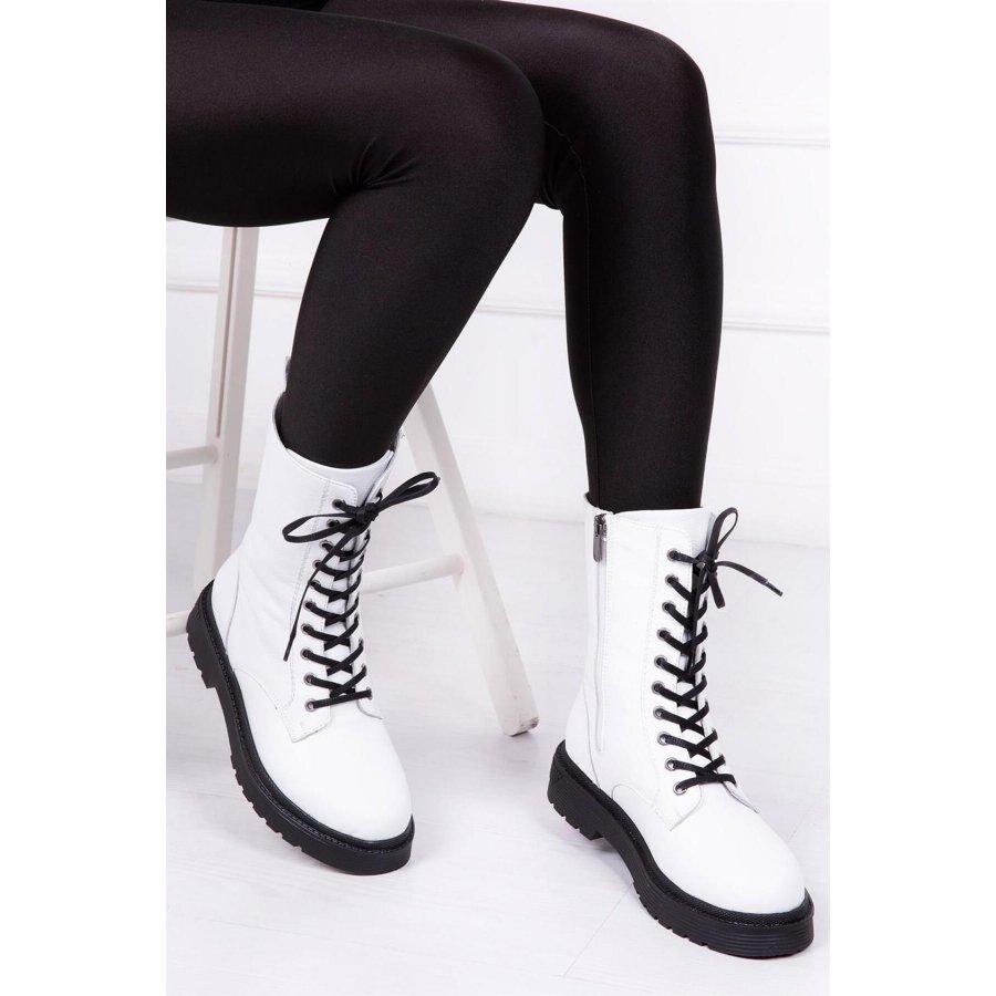 Women's Genuine Leather Thick Outsole Winter Boots