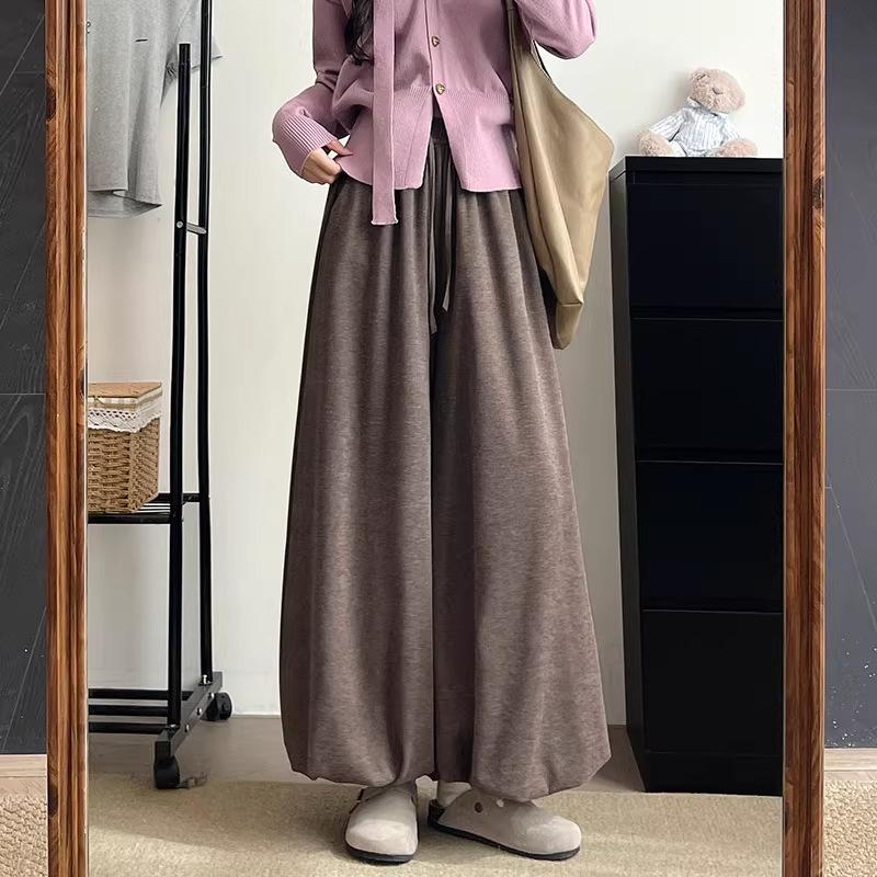 

Coffee-Colored High-Waisted Slim Lantern Skirt Pants for Women - Spring/Autumn Style Wide-Leg for Petite Individuals. Large кофейный