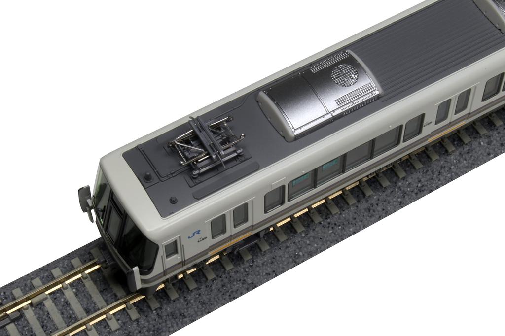KATO N Gauge 221 Series Renewal Sagano Equipped with Defrosting Model Car, Line, Pantograph, 4-Car Set, Train, 10-1581