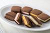 Ginza Sembikiya Ginza Baked Chocolate Sable (8 pieces) Gift Set of Baked Goods, Chocolate, and Fruit