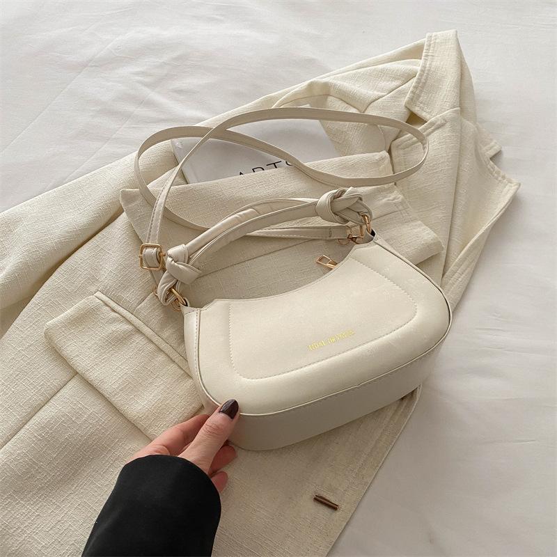 Temperament Simple and Fashionable Korean Version Handbag 2025 Spring New Versatile Ins Shoulder Messenger Bag Small Square Bag Women
