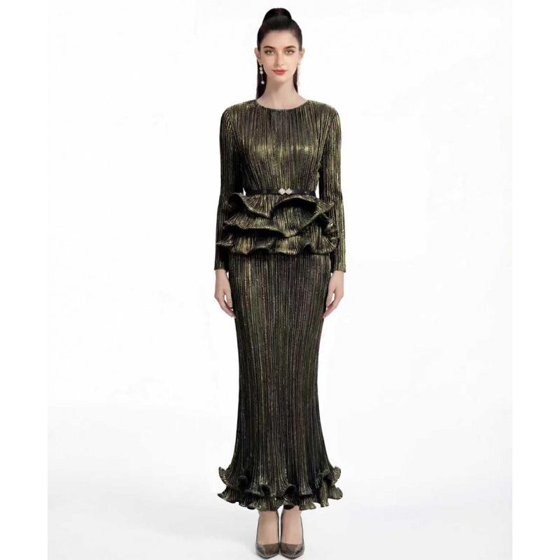 

Gold Sprayed Two-Piece Set One Size чёрный