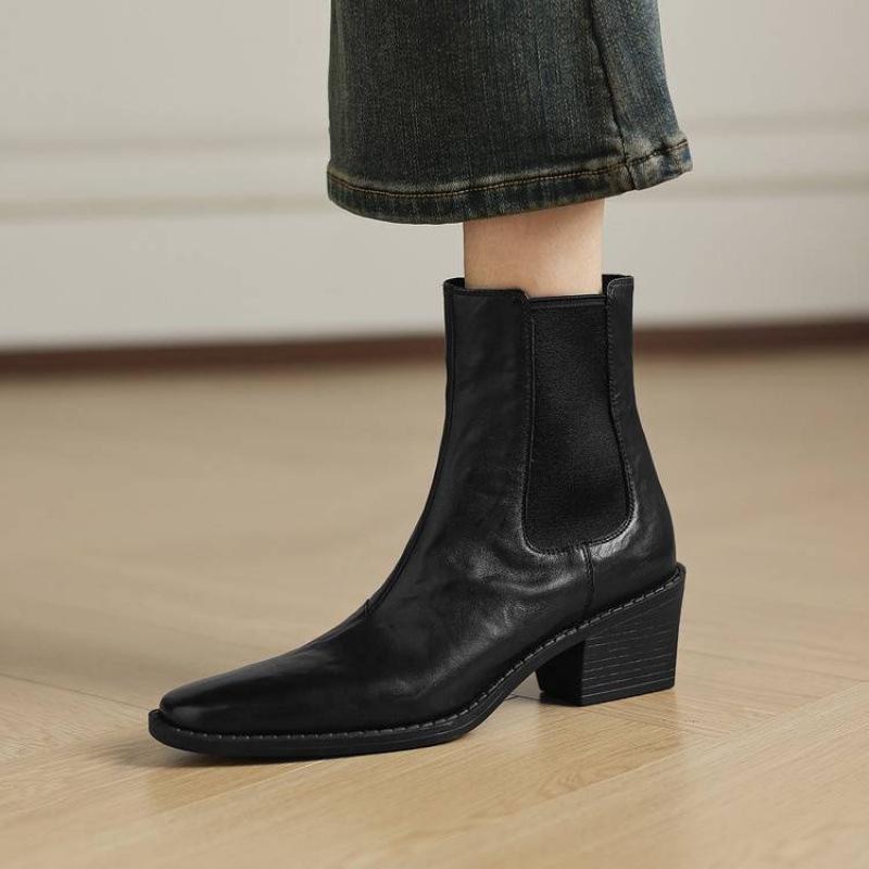 Neue Damen-Lederstiefel Leder große Größe mittlerer Absatz Damenstiefel Gummisohle Schaft Herbst und Winter Rindsleder vielseitig spitz kurze Stiefel