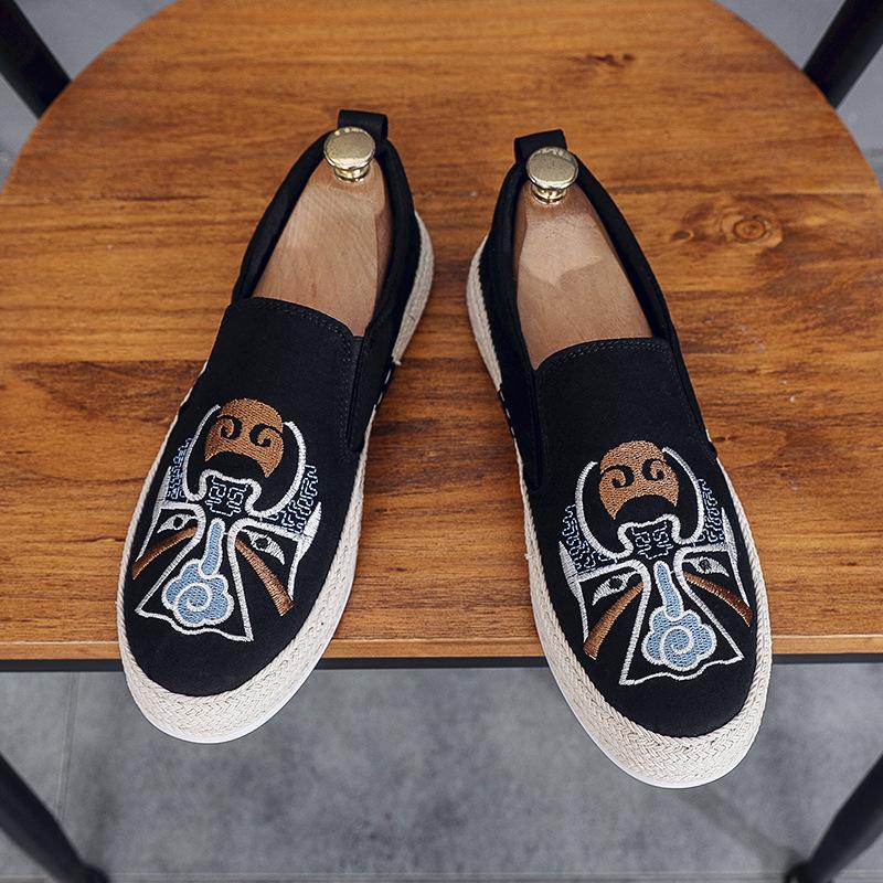 

Весна новые старые пекинские тканевые туфли повседневные одинарные туфли мужские парусиновые туфли нескользящие дышащие износостойкие рабочие туфли на одном педале 39