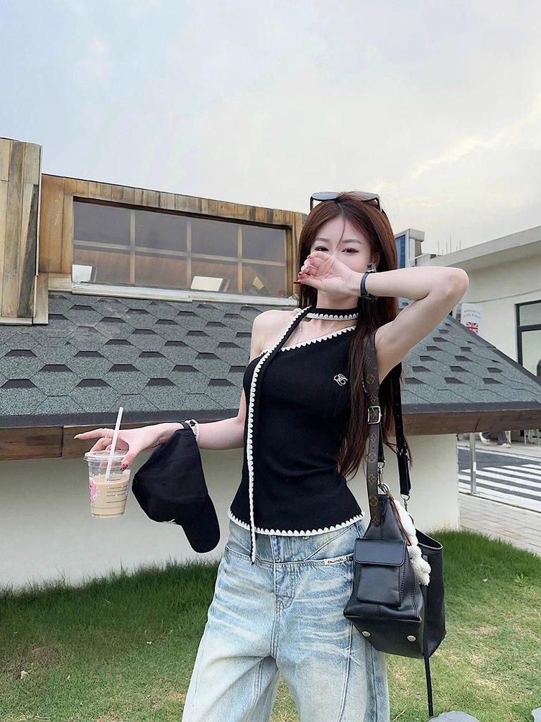 Sweet & Spicy Color Block One-Shoulder Camisole: Women's 2026 Summer Slim Fit Embroidered Sleeveless Top.