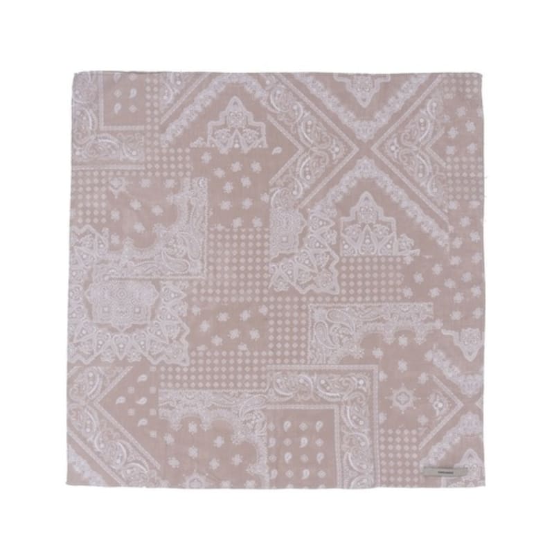 

CARGOBROS Classic Paisley Bandana Scarf (Beige) FREE
