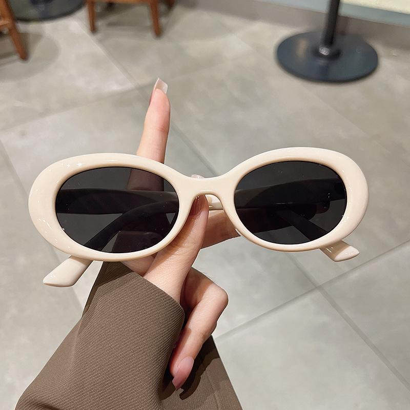 New Stylish Oval Sunglasses for Women Men UV400 Protection Outdoor Fashion Sun Glasses