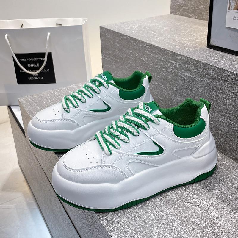 

Little white shoes women s 2025 autumn new platform women s shoes casual sports board shoes versatile small height increase single shoes 35
