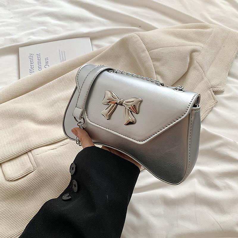 Fashionable Casual Crossbody Bag Trendy Commuter Bag For Women In Summer Stylish Design