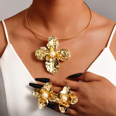 3PCS Flower Pendant Choker Earring for Women Imitation Pearl Gold Color Necklace Earring Set Fashion Wedding Jewelry Accessories