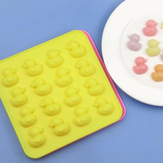 Chocolate Mold 16-Cavity Easy Demoulding Highly Flexible Heat-proof Cold-resistant Duck Texture Ice Cube Mold Kitchen Gadget